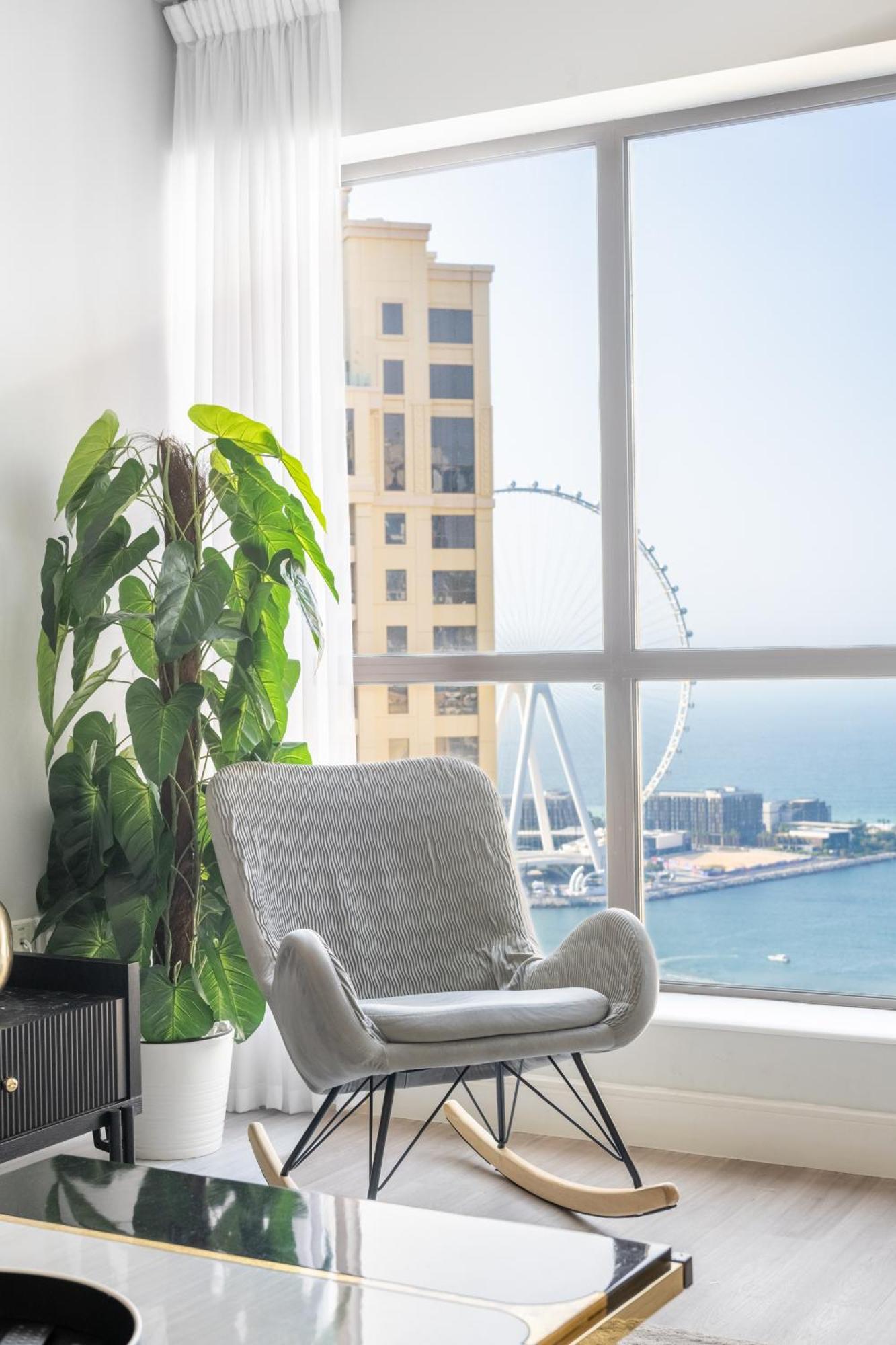 Luxury Jbr - Full Sea View - Free 5* Beach Resorts Access Dubai Luaran gambar